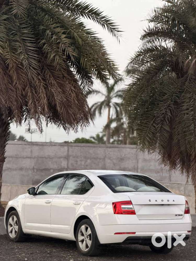 Skoda Octavia 2.0 Tdi Style Plus At, 2018, Diesel