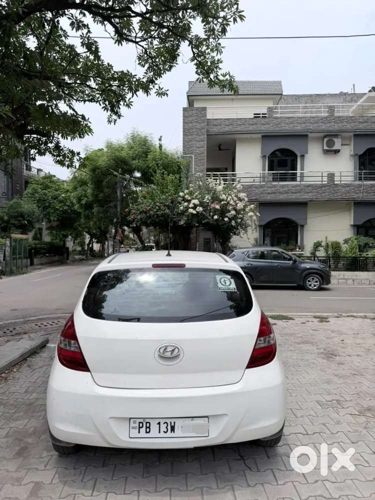 Hyundai I20 Sportz 2010 Model