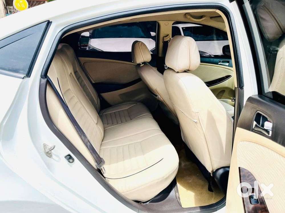 Hyundai Verna 1.6 Sx Vtvt, 2012, Petrol