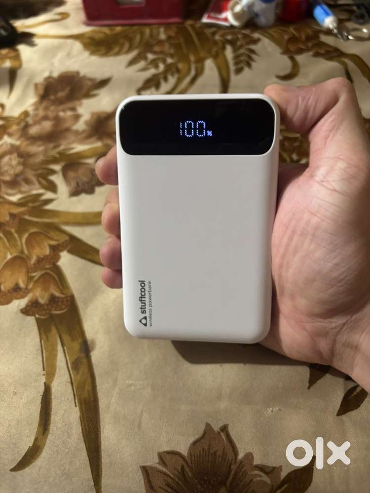Stuffcool 15W magnetic wireless powerbank