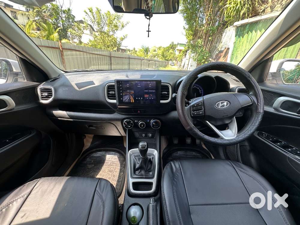 Hyundai Venue S Mt 2020