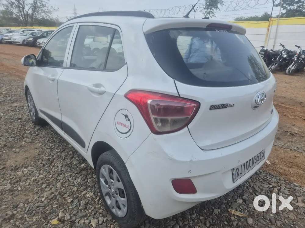 Rj10ca9525 Hyundai Grand I10 2016 
Sportz Diesel