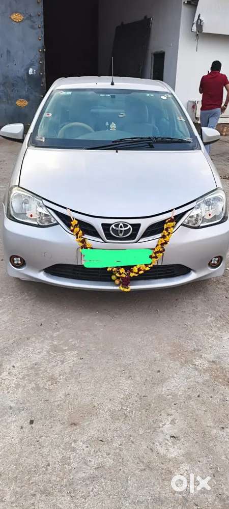 Toyota Etios Liva 2015 Petrol
71555 Kms