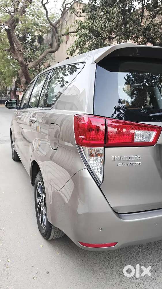 Toyota Innova Crysta Gx At Bs6 Diesel 22000 Km Driven