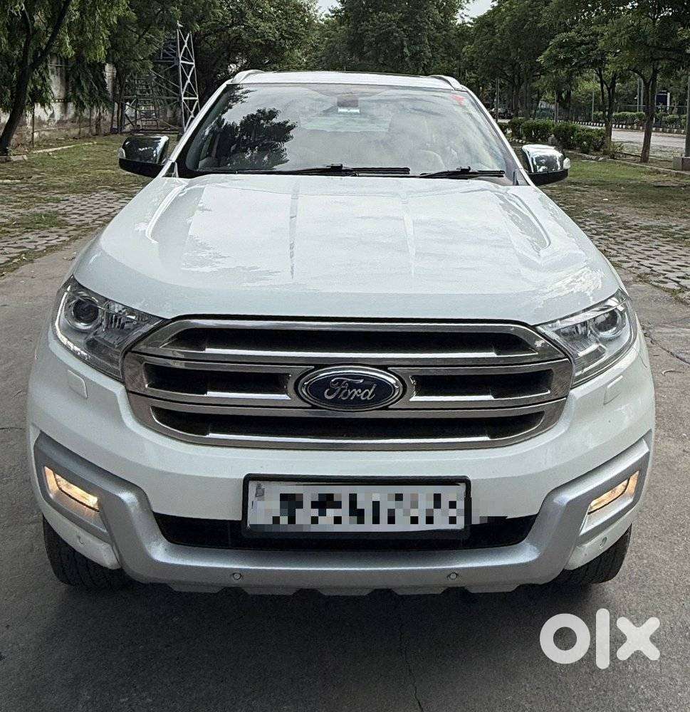 Ford Endeavour 3.2 Titanium At 4x4, 2017, Diesel