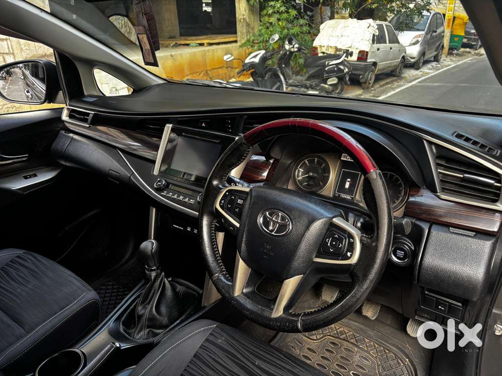 Toyota Innova Crysta 2.4 V, 2018, Diesel