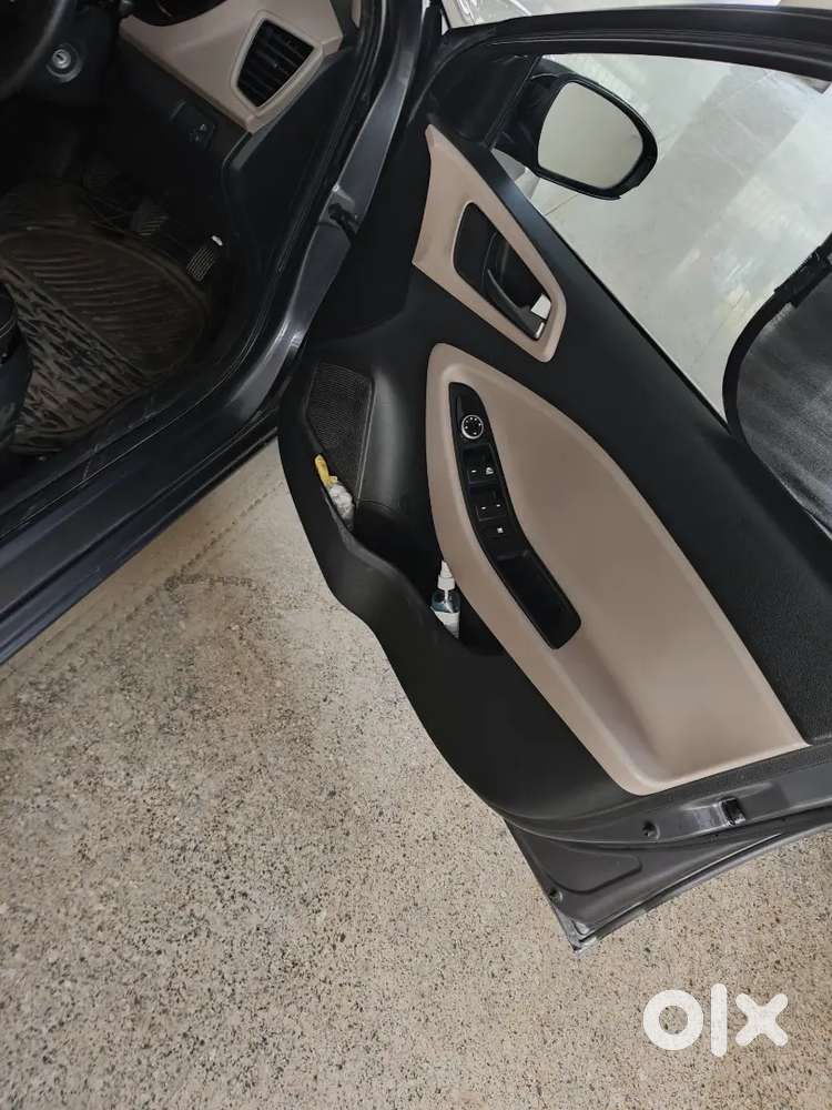 Hyundai Elite I20 Magna Petrol 2015