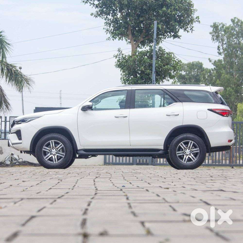 Toyota Fortuner 4x2 At 2.8 Diesel, 2022, Diesel