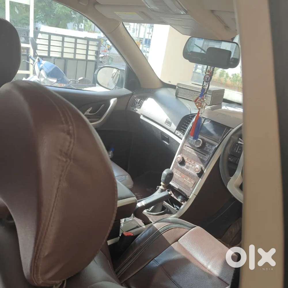Mahindra Xuv500 2015 Diesel 110000 Km Driven