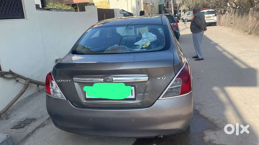 Nissan Sunny Petrol Manual 2011