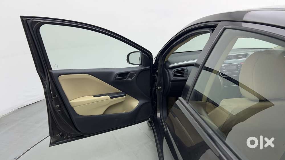 Honda City I-vtec Sv, 2015, Petrol