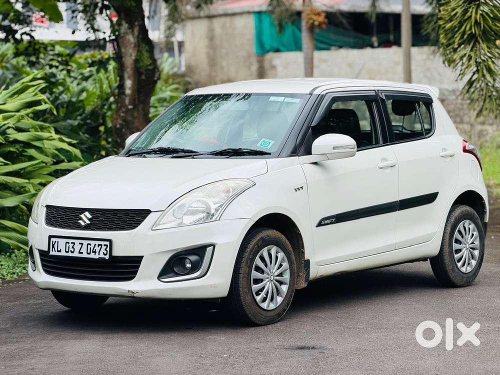 Maruti Suzuki Swift Vxi 1.2 Abs Bs-iv, 2015, Petrol