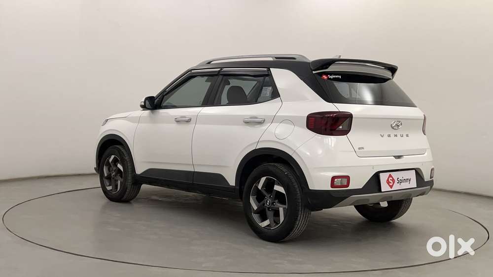 Hyundai Venue 1.0 Sx (o) Turbo Dct, 2022, Petrol