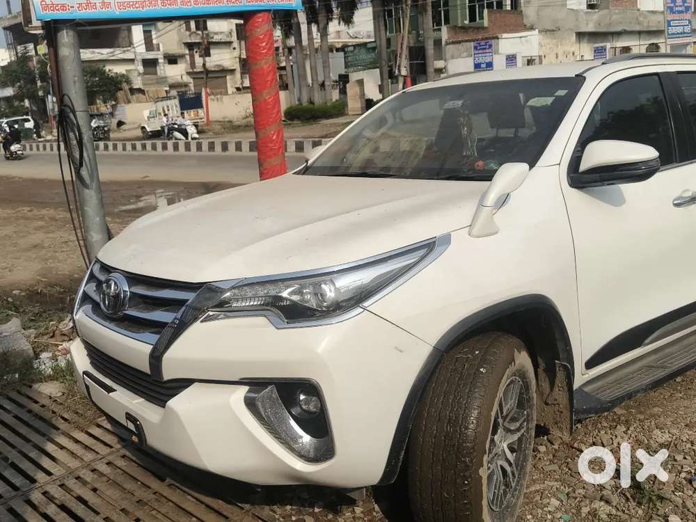 Toyota Fortuner 2018 Variant