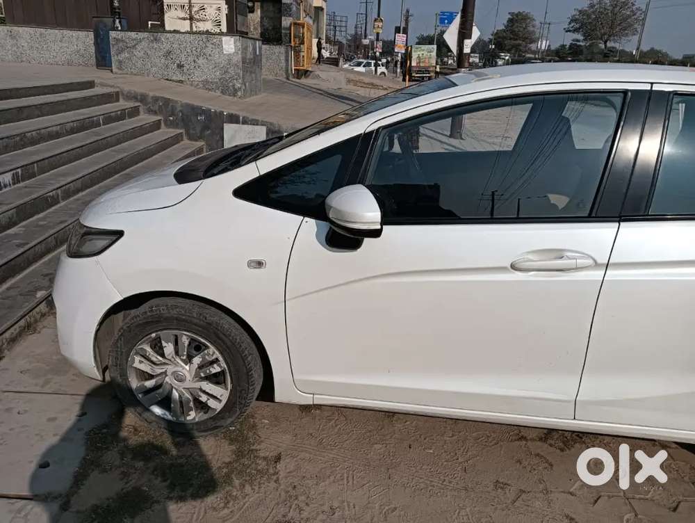 Honda Jazz 2015 Petrol Well Maintained