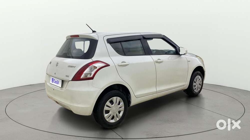 Maruti Suzuki Swift Vxi, 2015, Petrol