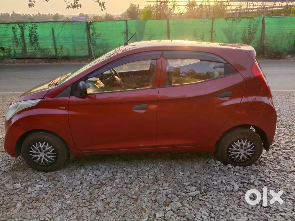 Hyundai Eon 2012 Petrol Well Maintained