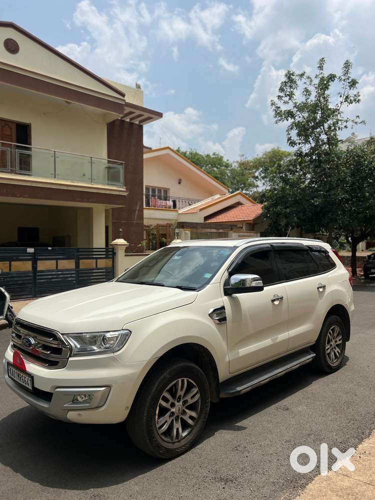 Ford Endeavour 3.2 Titanium AT 4X4, 2017, Diesel