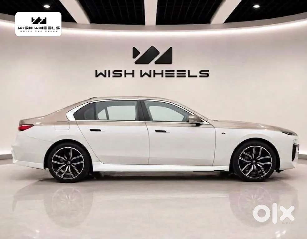 Bmw 7 Series 740i M Sport Petrol Automatic, 2024, Petrol