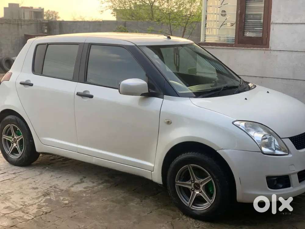 Swift Lxi Maruti Suzuki 2011