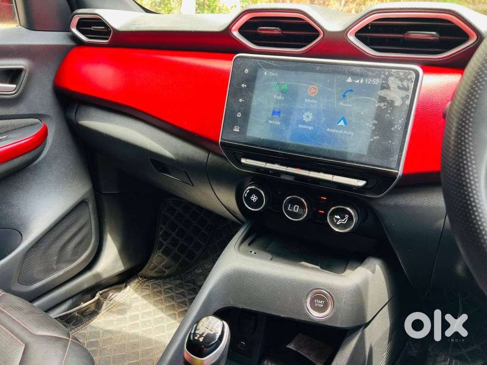 Nissan Magnite, 2023, Petrol