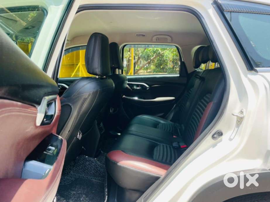 Maruti Suzuki Grand Vitara 1.5 Zeta Smart Hybrid At, 2024, Petrol