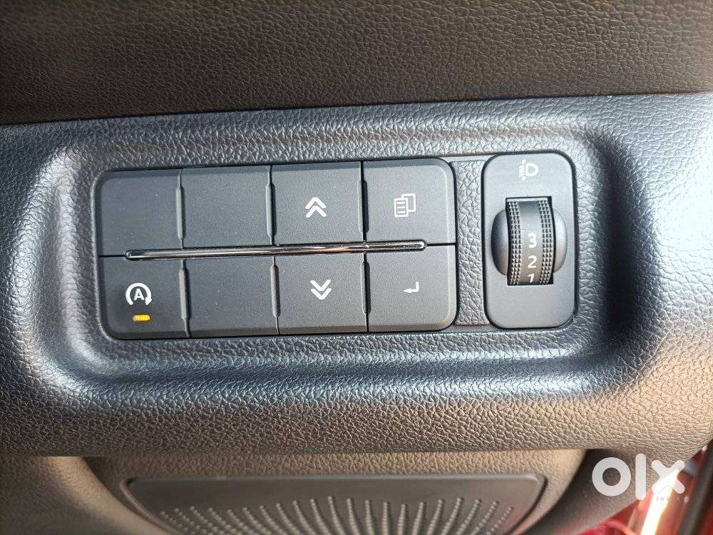 Mahindra Thar Lx 4-str Convertible At, 2024, Petrol