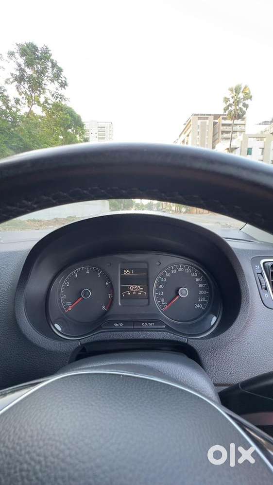 Volkswagen Polo 1.0 Tsi At