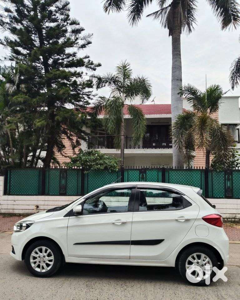 Tata Tiago 1.05 Revotorq Xz, 2017, Petrol