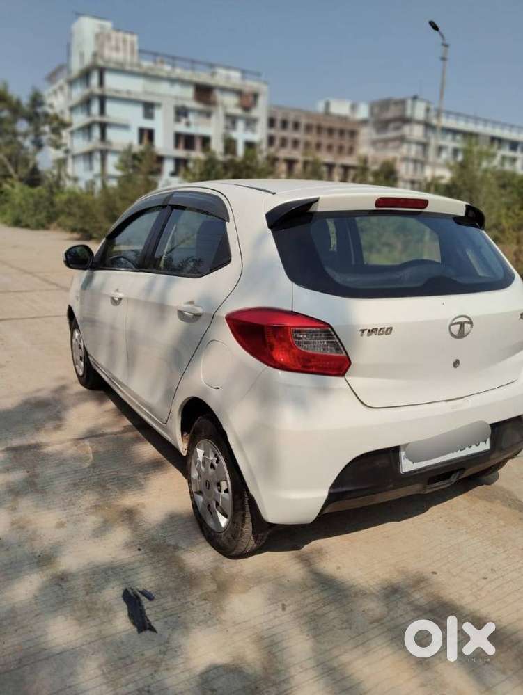 Tata Tiago 1.2 Revotron Xm Option, 2016, Petrol