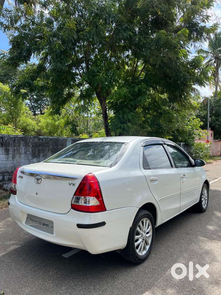 Toyota Etios Vx, 2015, Petrol