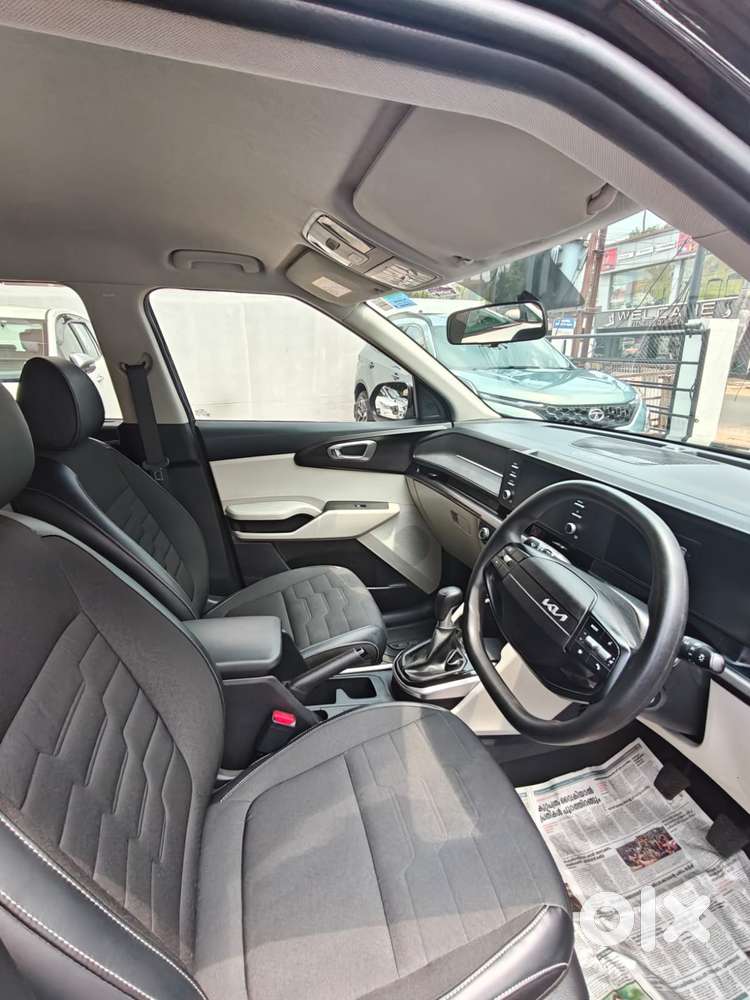 Kia Carens Clavis Htk, 2025, Petrol