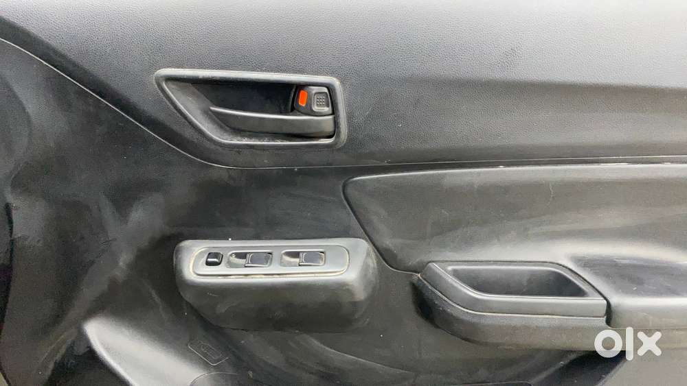 Maruti Suzuki Swift Lxi, 2018, Petrol