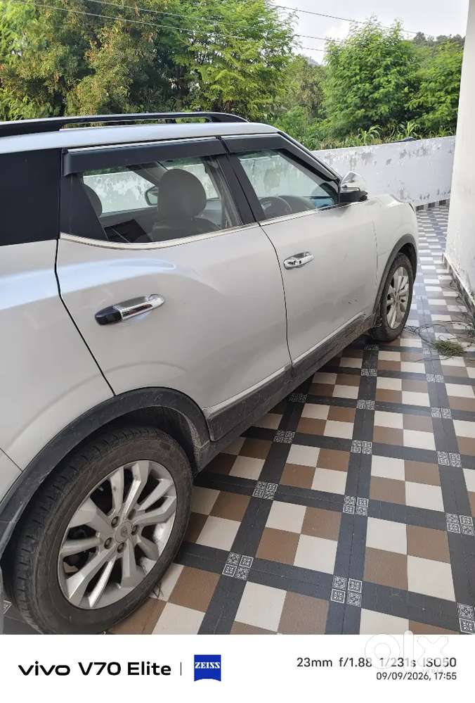 Mahindra Xuv300 W8 2021
