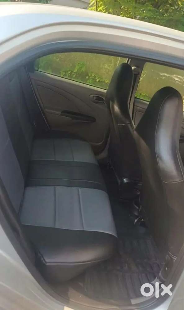 Toyota Etios 1.5 G 2011