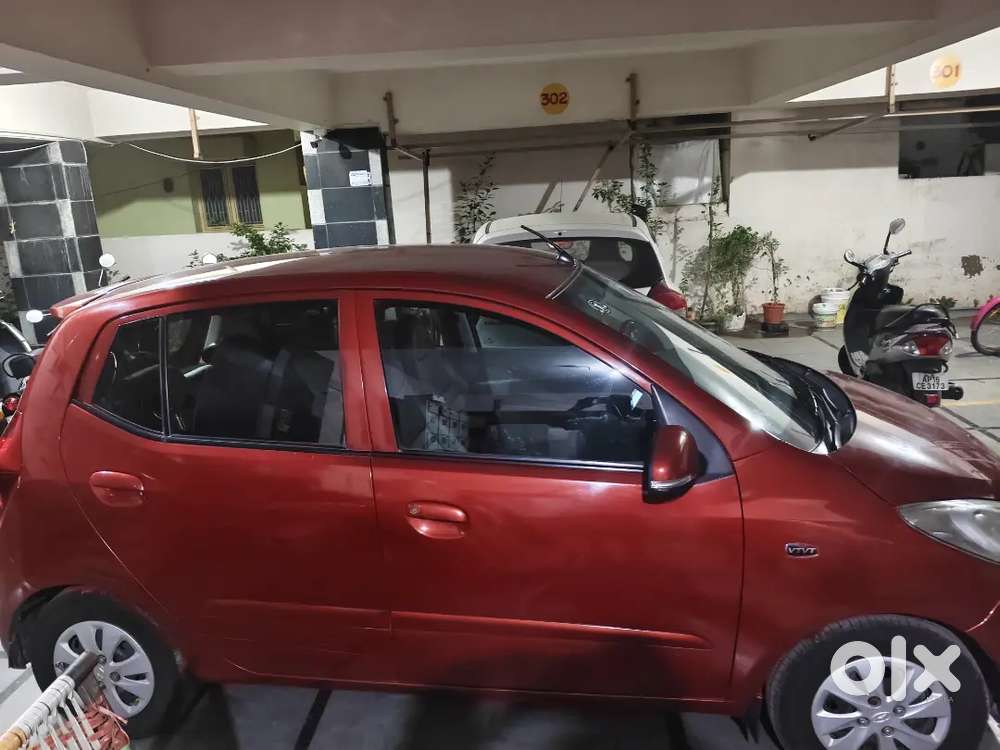 Hyundai I10 Sportz 2012 Petrol