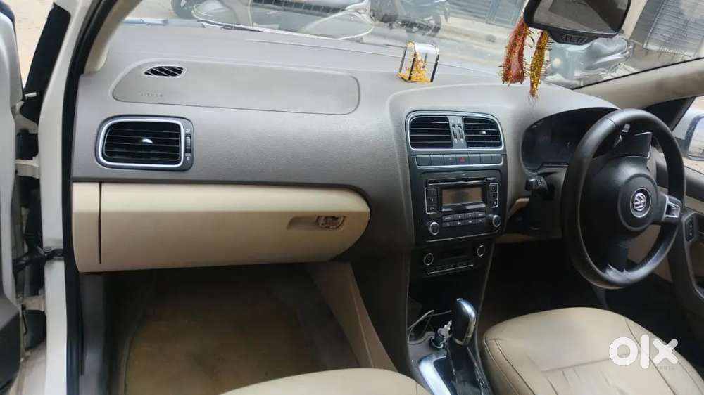 Volkswagen Vento Highline 2010 Petrol Automatic
