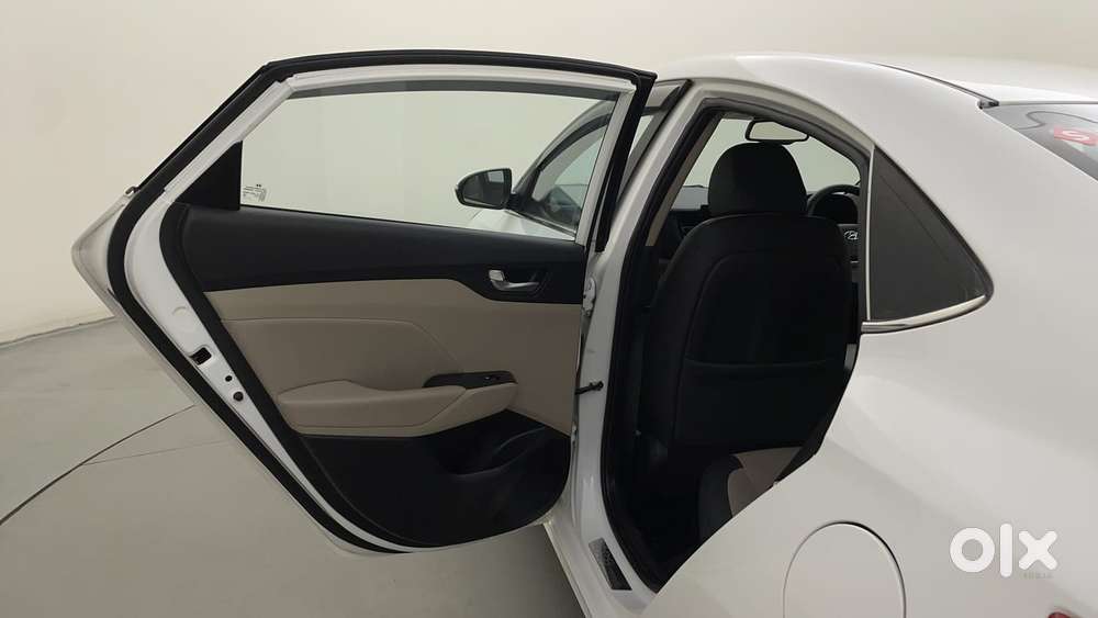 Hyundai Verna 1.5 Mpi Mt Sx (o), 2022, Petrol