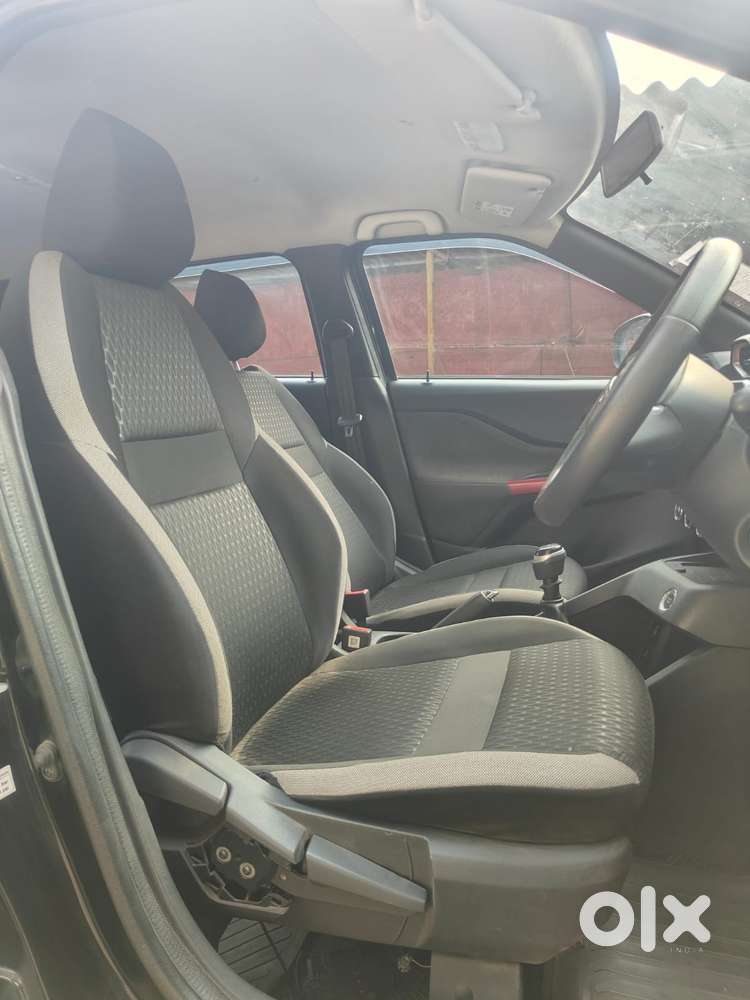 Nissan Magnite, 2022, Petrol