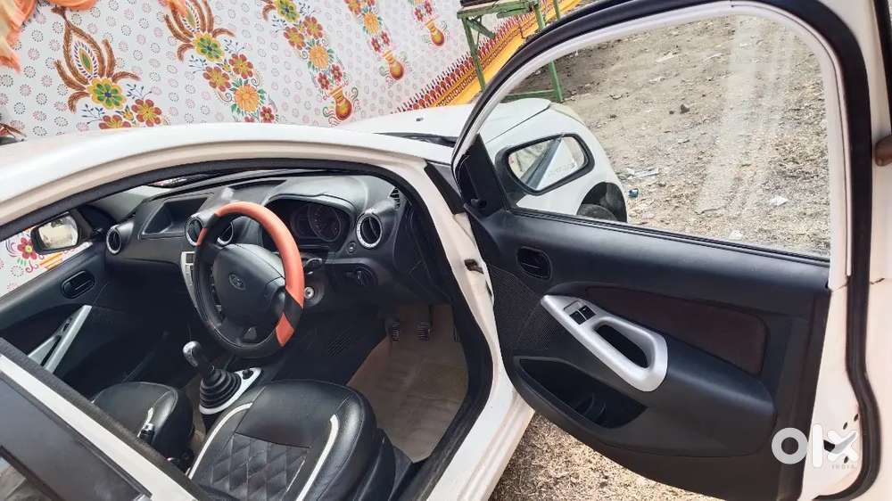 Ford Figo 2012 Cng & Hybrids 75780 Km Driven