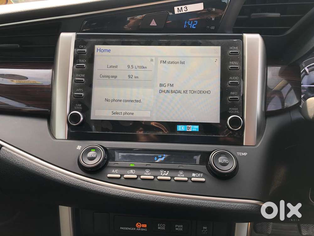 Toyota Innova Crysta [2020-ongoing] 2.4 Vx 7 Str, 2022, Diesel