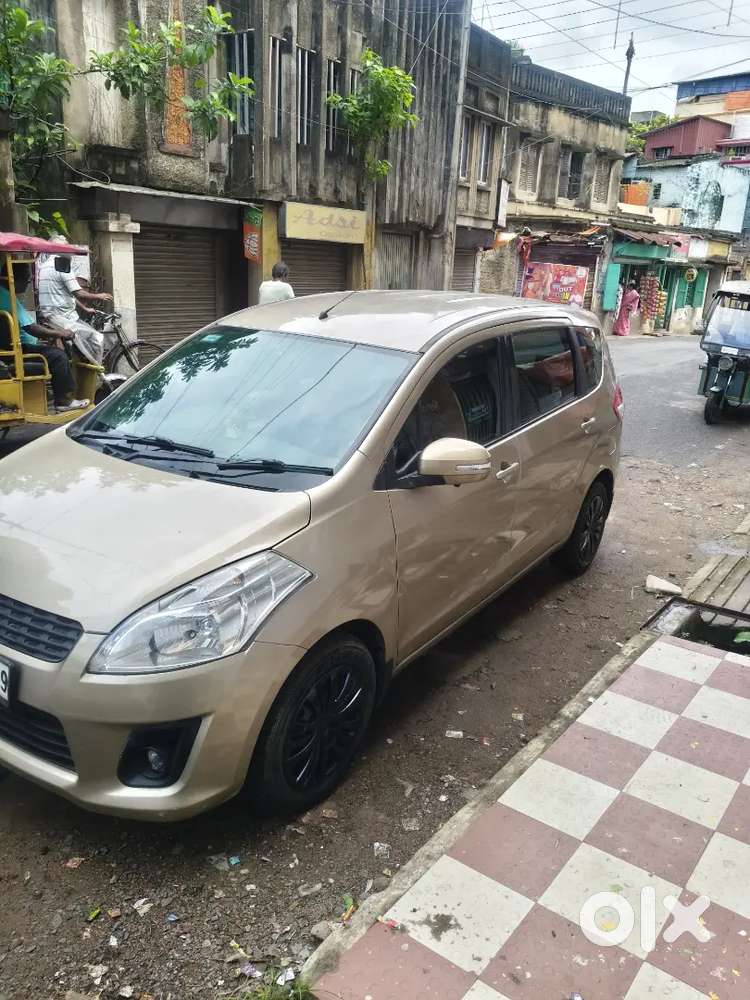 Maruti Suzuki Ertiga 2013 Petrol 89700 Km Driven 2nd Owner