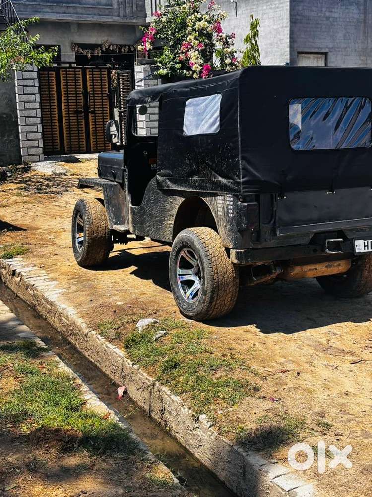 Mahindra Jeep 1989