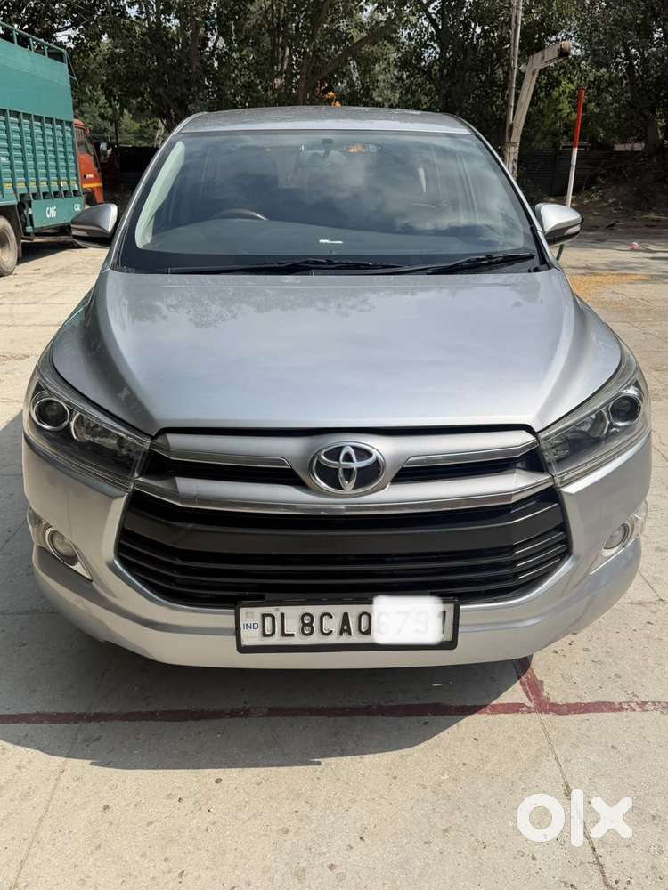 Toyota Innova Crysta 2.4 Vx Mt 8s, 2017, Diesel