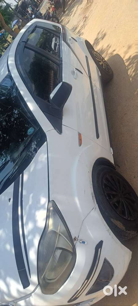Good Condition All Tyre 80 %
