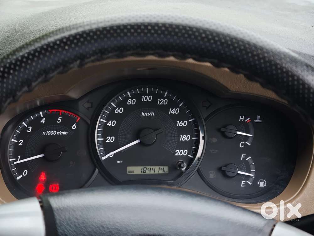 Toyota Innova 2.5 G (diesel) 8 Seater, 2016, Diesel