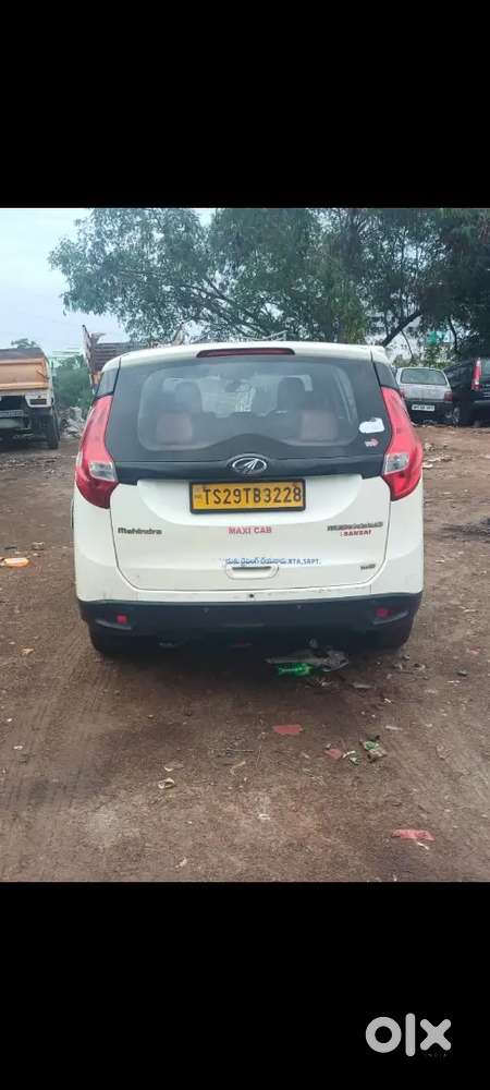 Mahindra Marazzo Diesel 2022 Manual