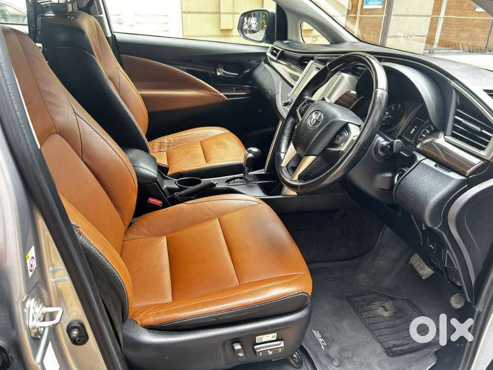 Toyota Innova Crysta 2.8z Automatic, 2019, Diesel