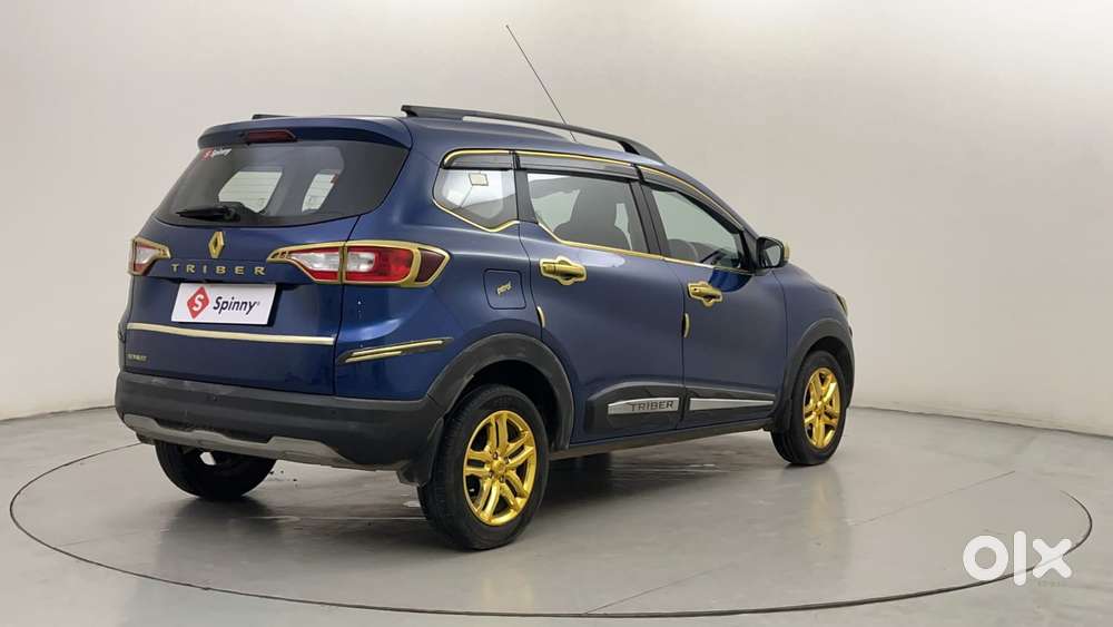 Renault Triber Rxz, 2022, Petrol