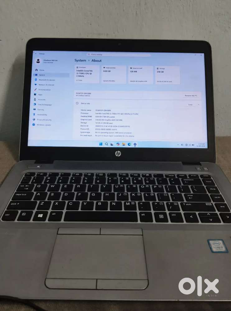 Hp very good condition urgent sale